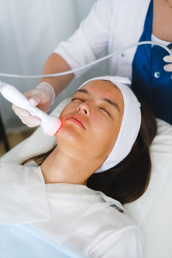 Best Dermatologist in Vashi for Skin Hair Body Treatment Specialist"